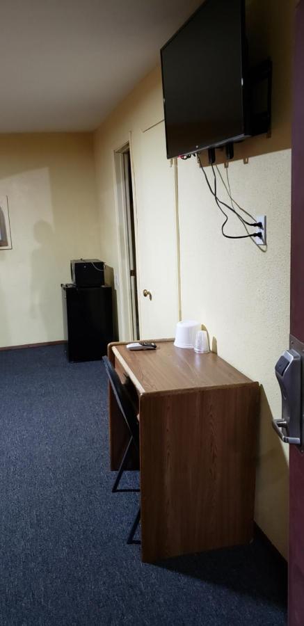 Economy Inn Odessa Εξωτερικό φωτογραφία